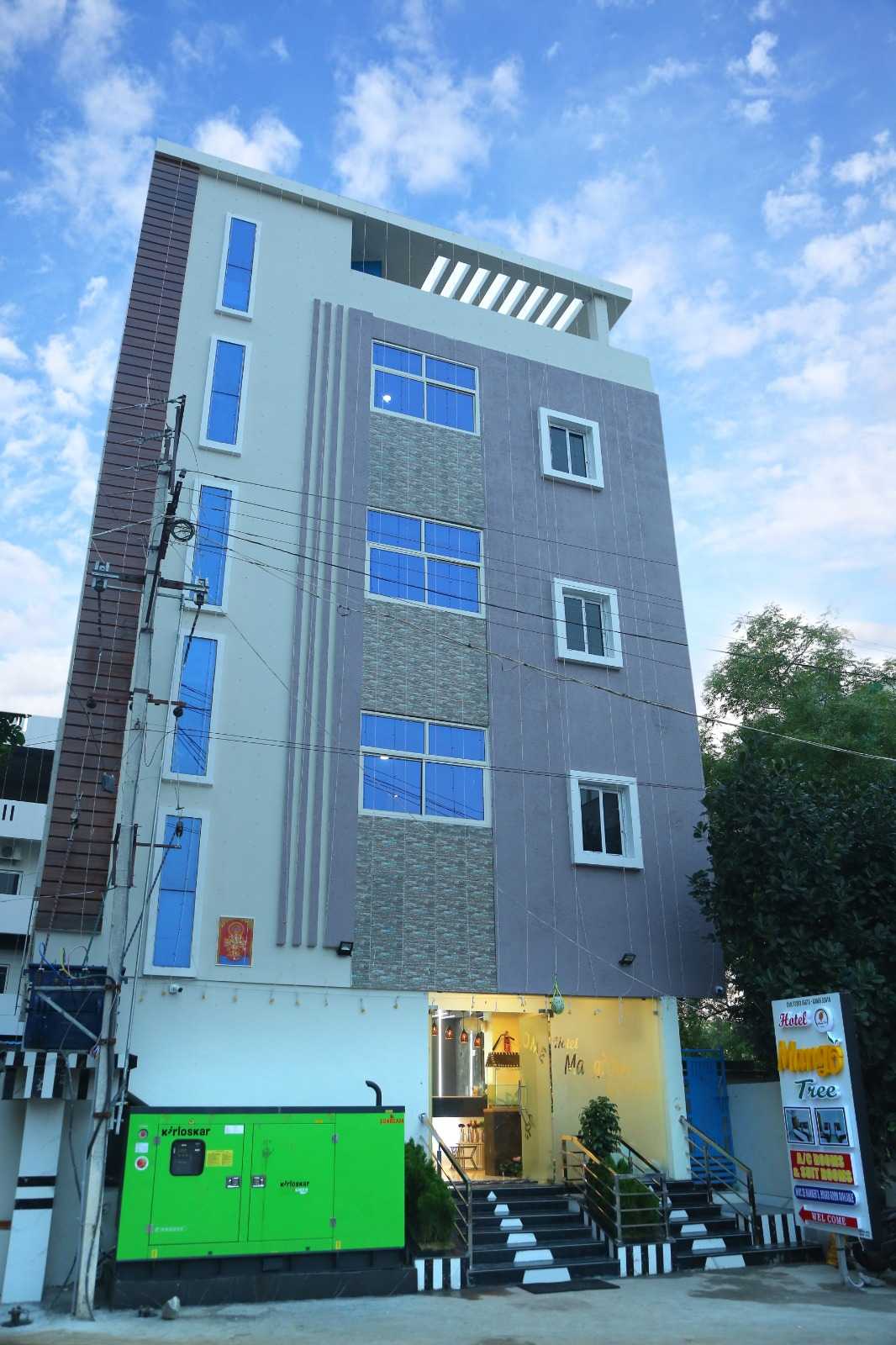 OYO Flagship 811740 Mango Tree Hotel - Tap to explore photos
