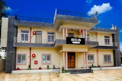 Super Hotel O IIT Varanasi Formerly Shree Gopal Upwan, Varanasi