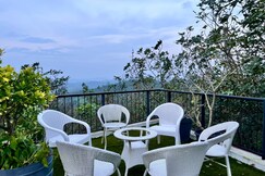 Pinnacle by LivNStay, Pathanapuram
