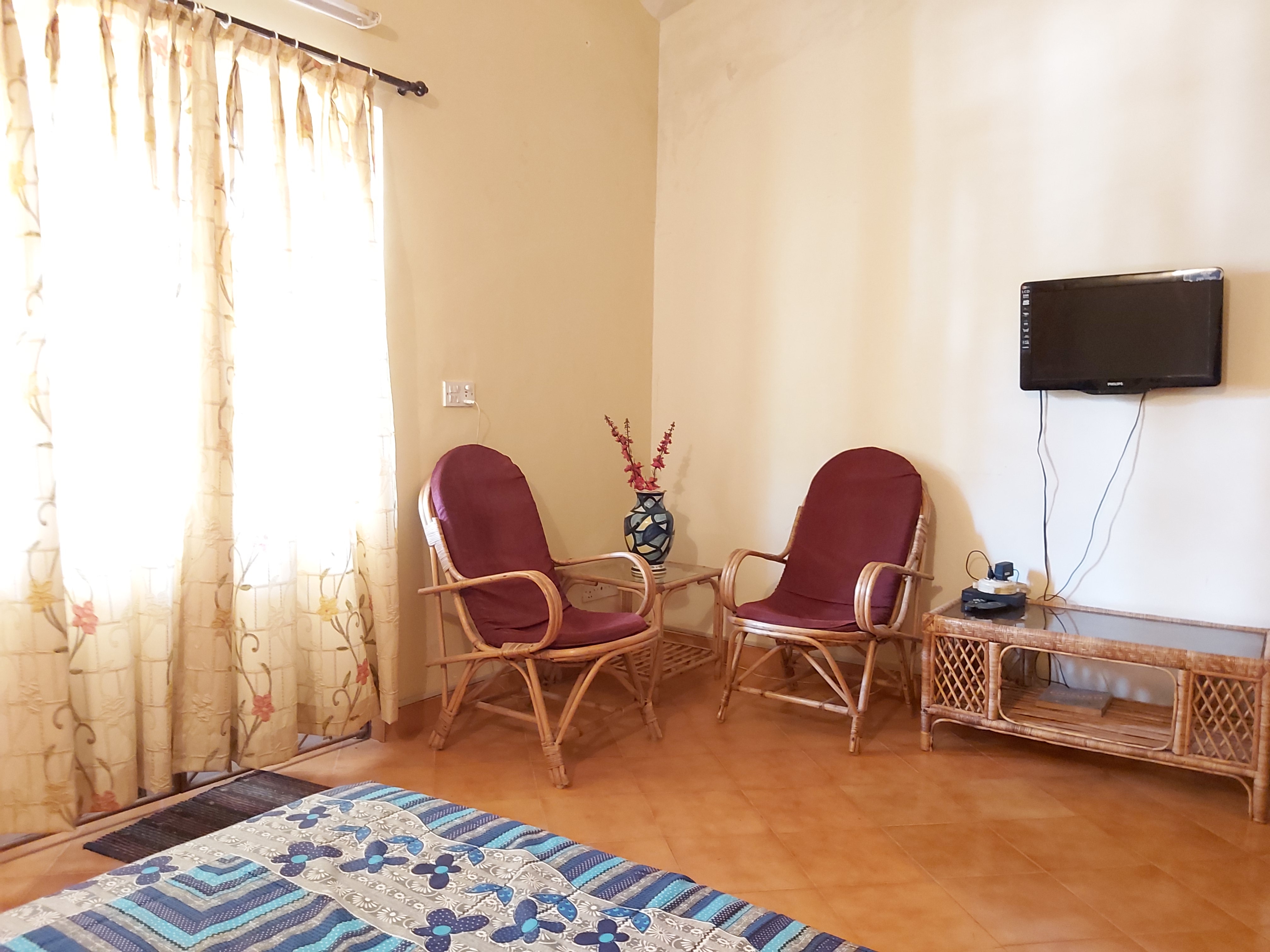 Goan Holiday 1-BHK Apartment in Calangute - Tap to explore photos