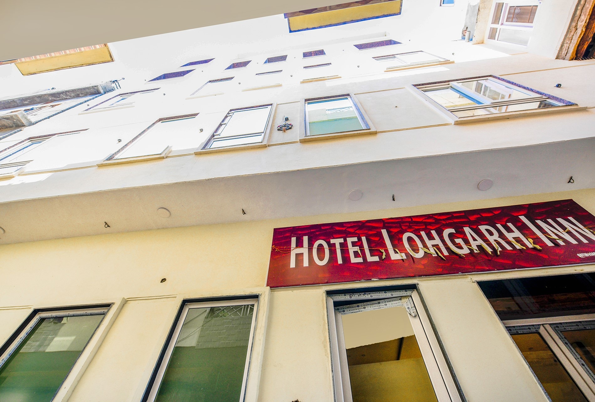 FabHotel Lohgarh Inn - Tap to explore photos