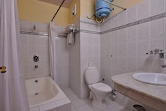 Hotel Dolphin, Jalandhar