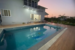 GoBravo 72 -3Bhk Farm with Pool and Garden Sec 150 Noida, Noida