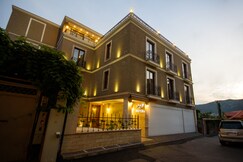 KMM Hotel, Tbilisi, Gardabani