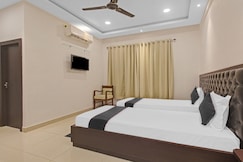 Super Townhouse Centre Point Inn Near Esplanade Metro Station, Kolkata