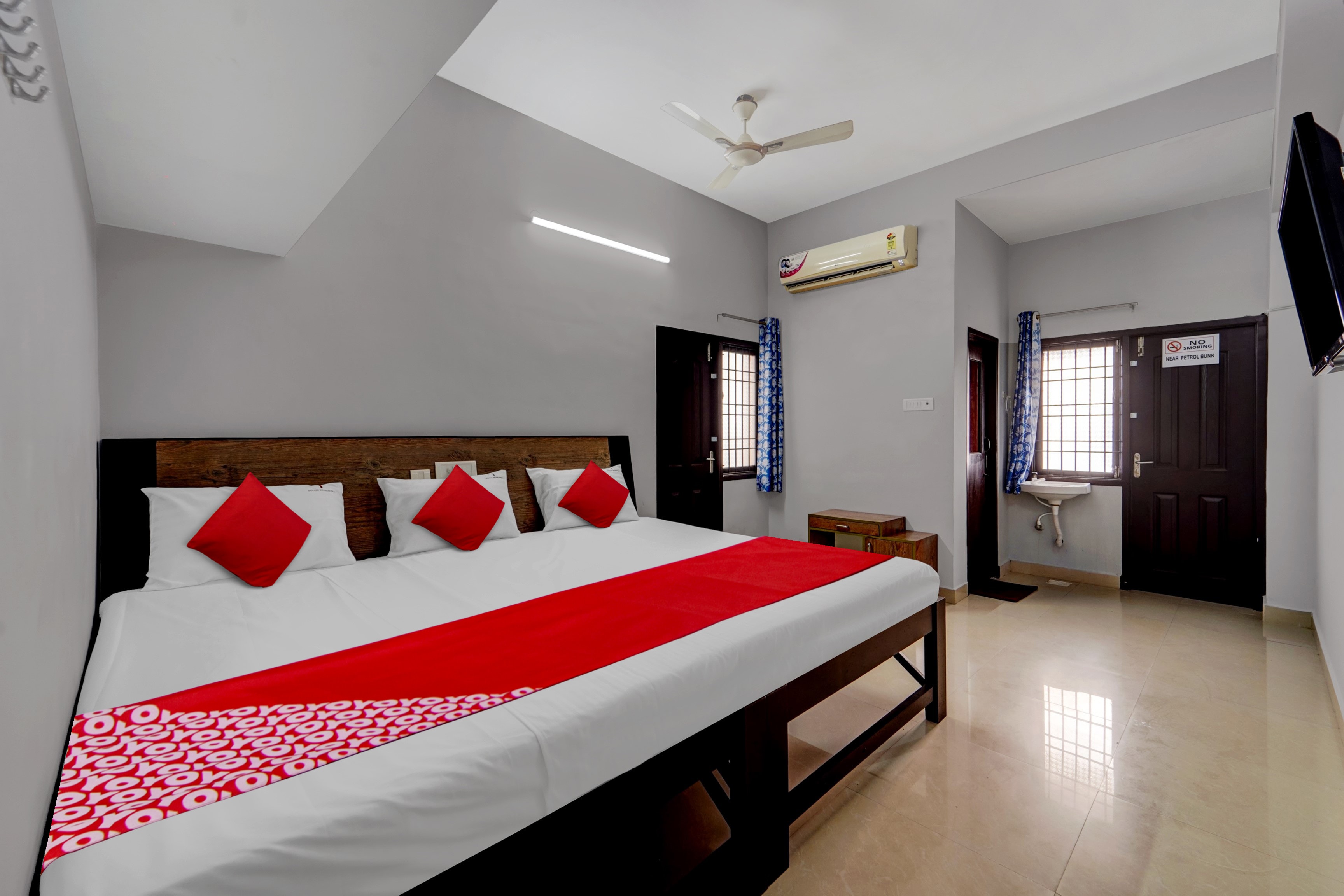 Super Hotel O Elite Residency - Tap to explore photos