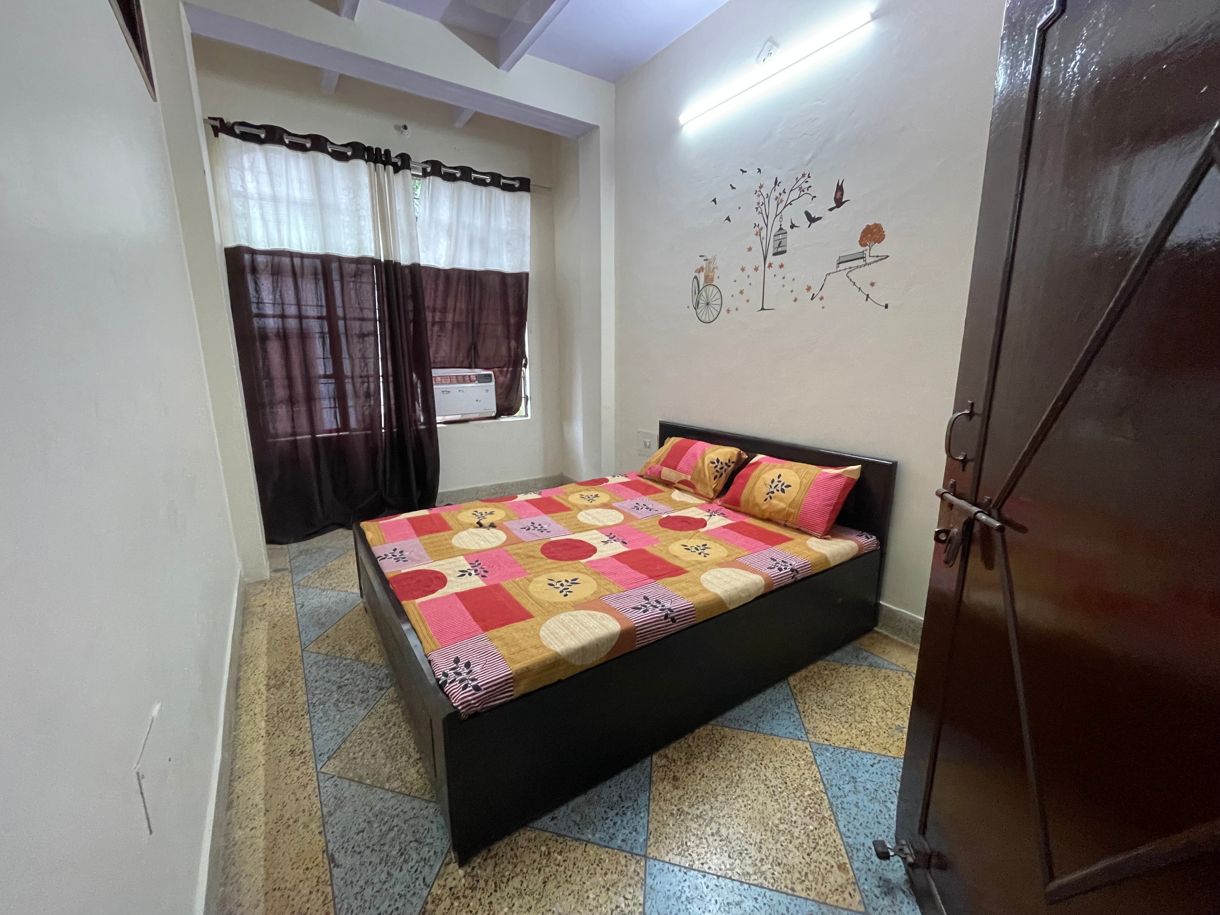 Rukmani Home Stay - Tap to explore photos