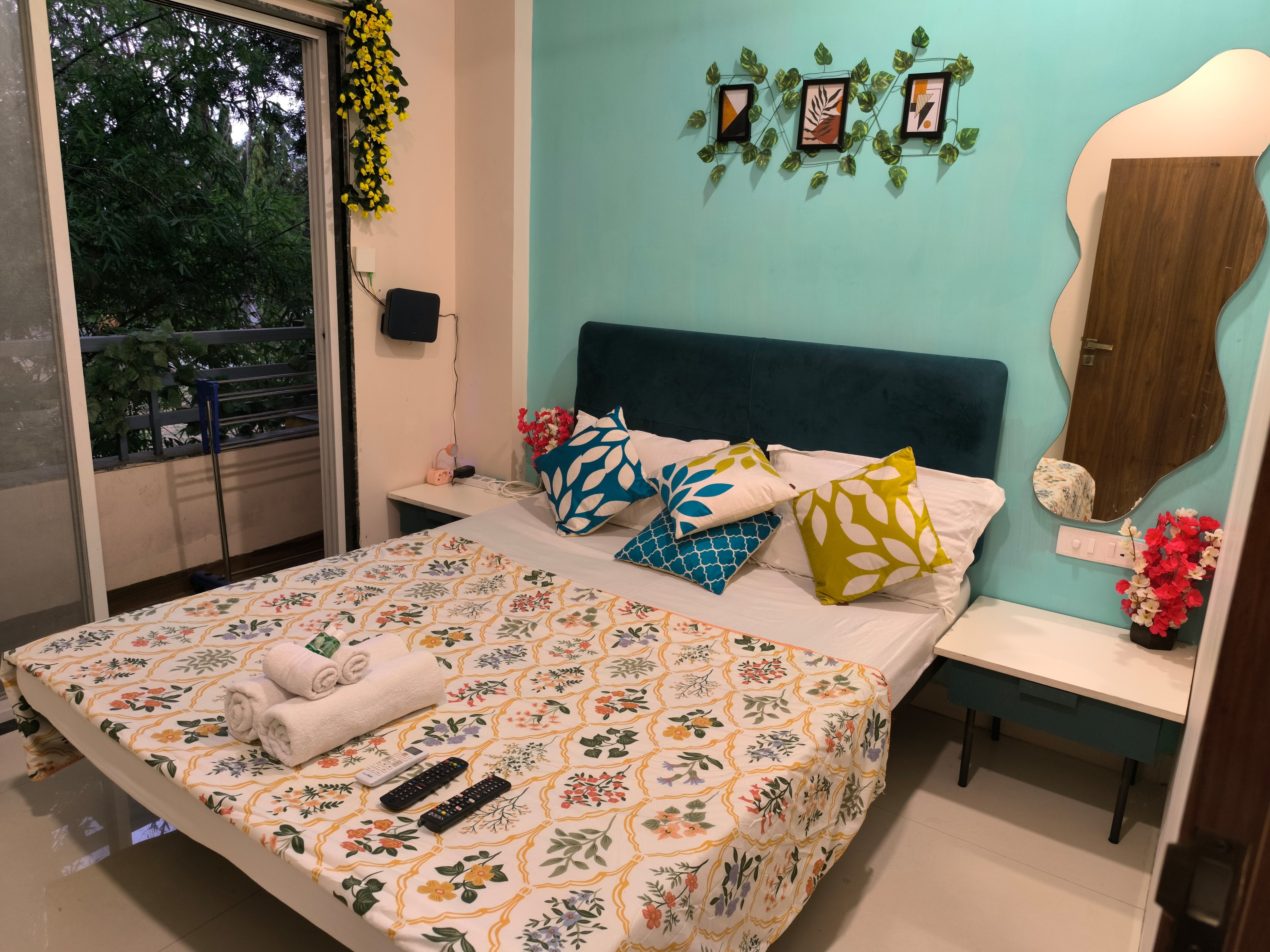 Orraica 309 Entire 1 RK Flat with Garden View - Tap to explore photos