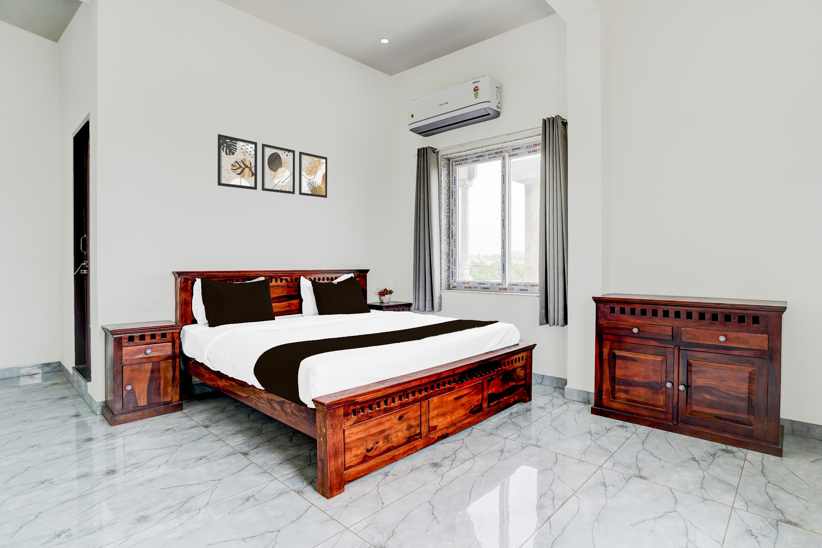 Super Hotel O Mehta College And Institute Of Technology Formerly Lara Heritage - Tap to explore photos