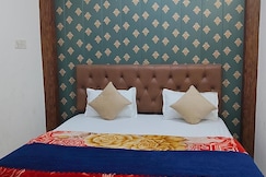 The Ghat Side home stay, Varanasi