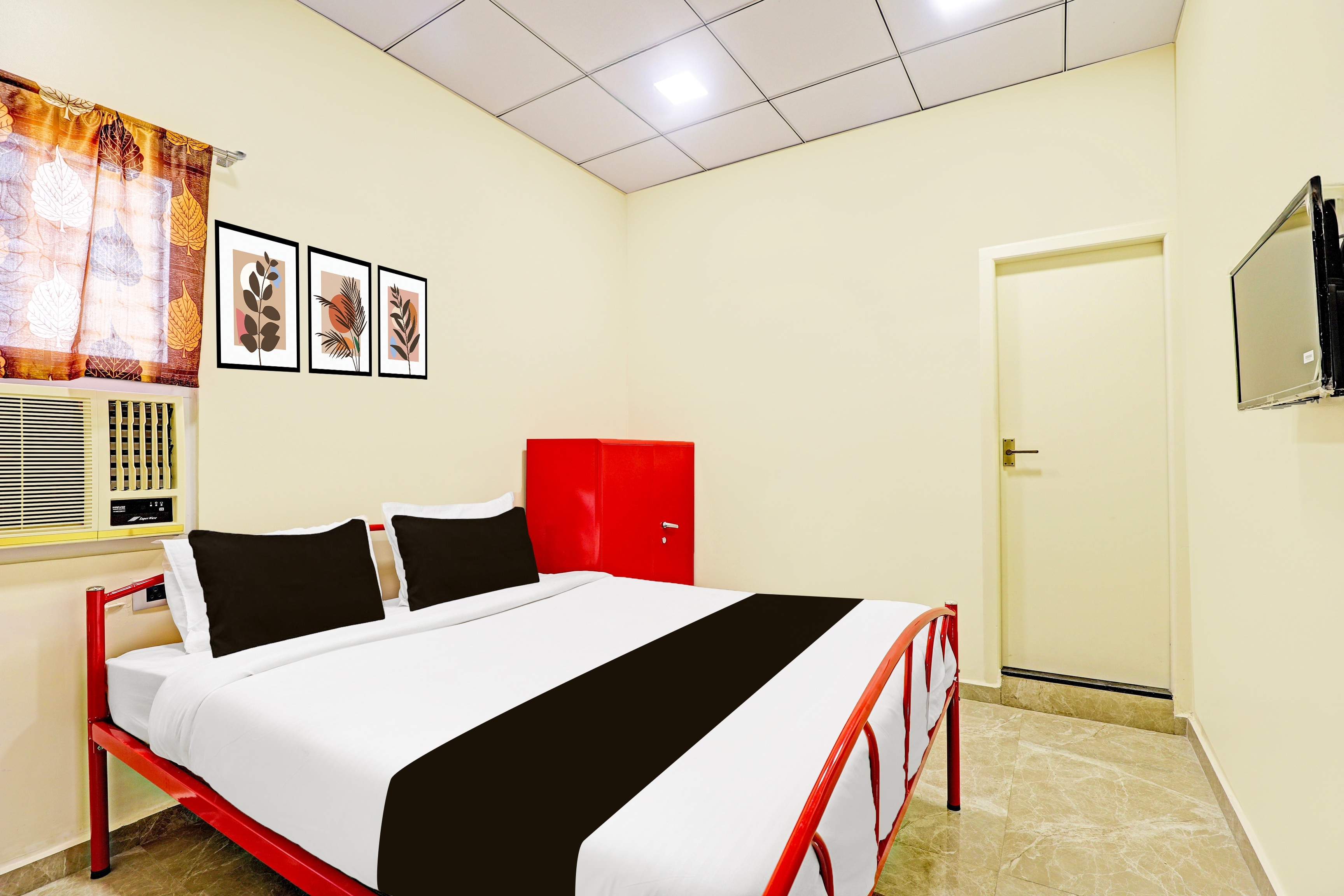 Hotel O YRV STAYS - Tap to explore photos