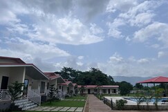 Peak Paradise Resort, Ulhasnagar