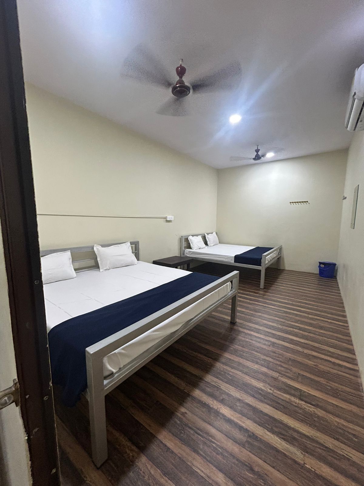 Motel Virsha - Tap to explore photos