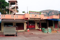 Veeras Lodge, Vagamon