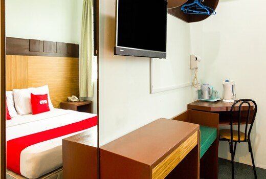 Oyo 89408 Royal Hotel Keningau Price Address Reviews