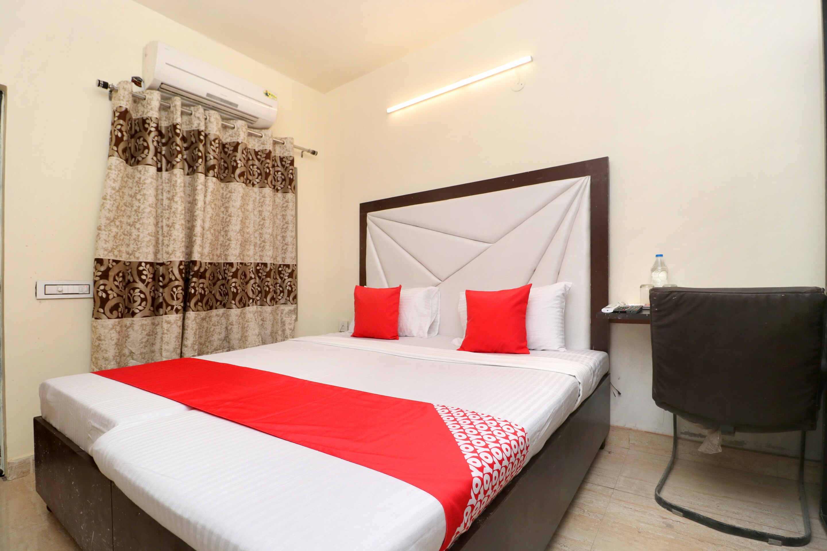 Hotel O Sood Stays - Tap to explore photos