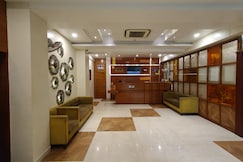 Hotel R K Grand, Varanasi