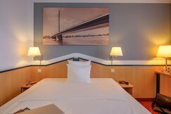 MERCURE DUESSELDORF RATINGEN, Mettmann