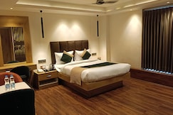 Twin Tree Inn, Dhanbad