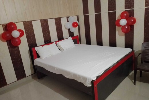 Hotel O THE RAJDHANI HOTEL NICE INN