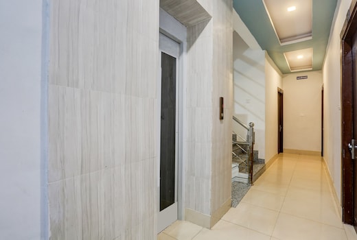 Hotel O Shri Bankey Bihari Hotel