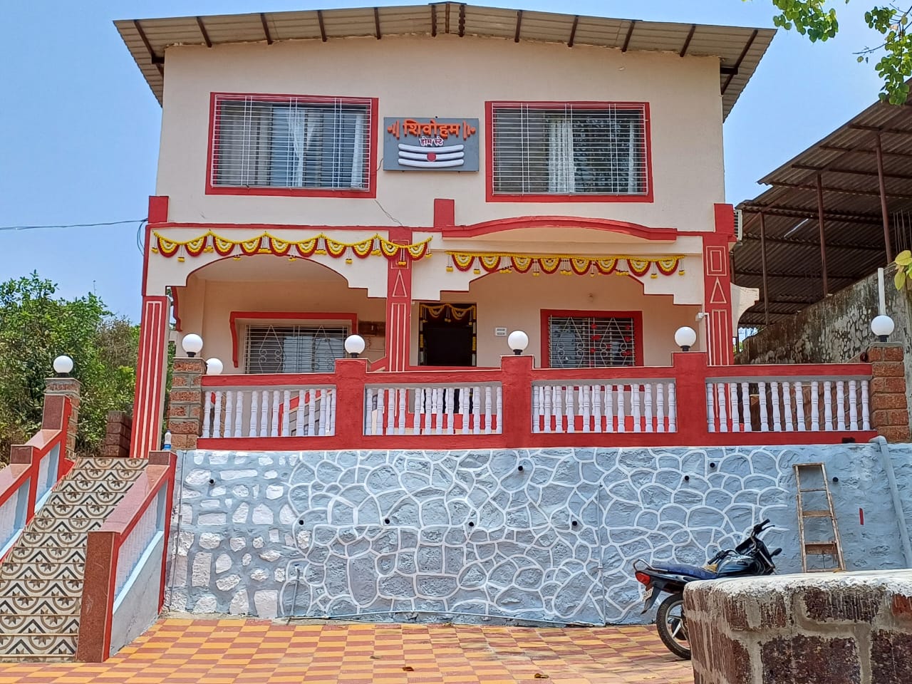 SHIVOHAM HOME STAY - Tap to explore photos