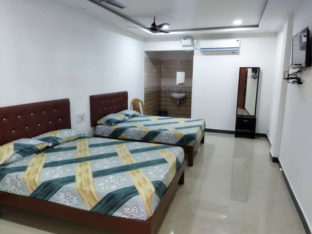 Hotel Sri Sakthi - Tap to explore photos