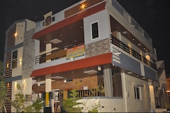 Suresh Guest House, Hampi