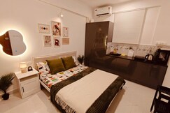 Luxury Studio Walkable To 100ft Road In A New Flat, Bangalore