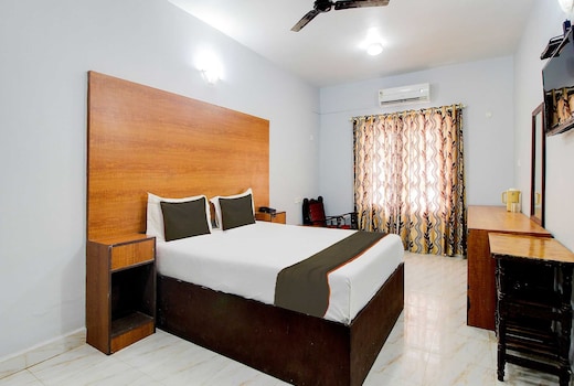 Collection O Maizons Lakeview Resort