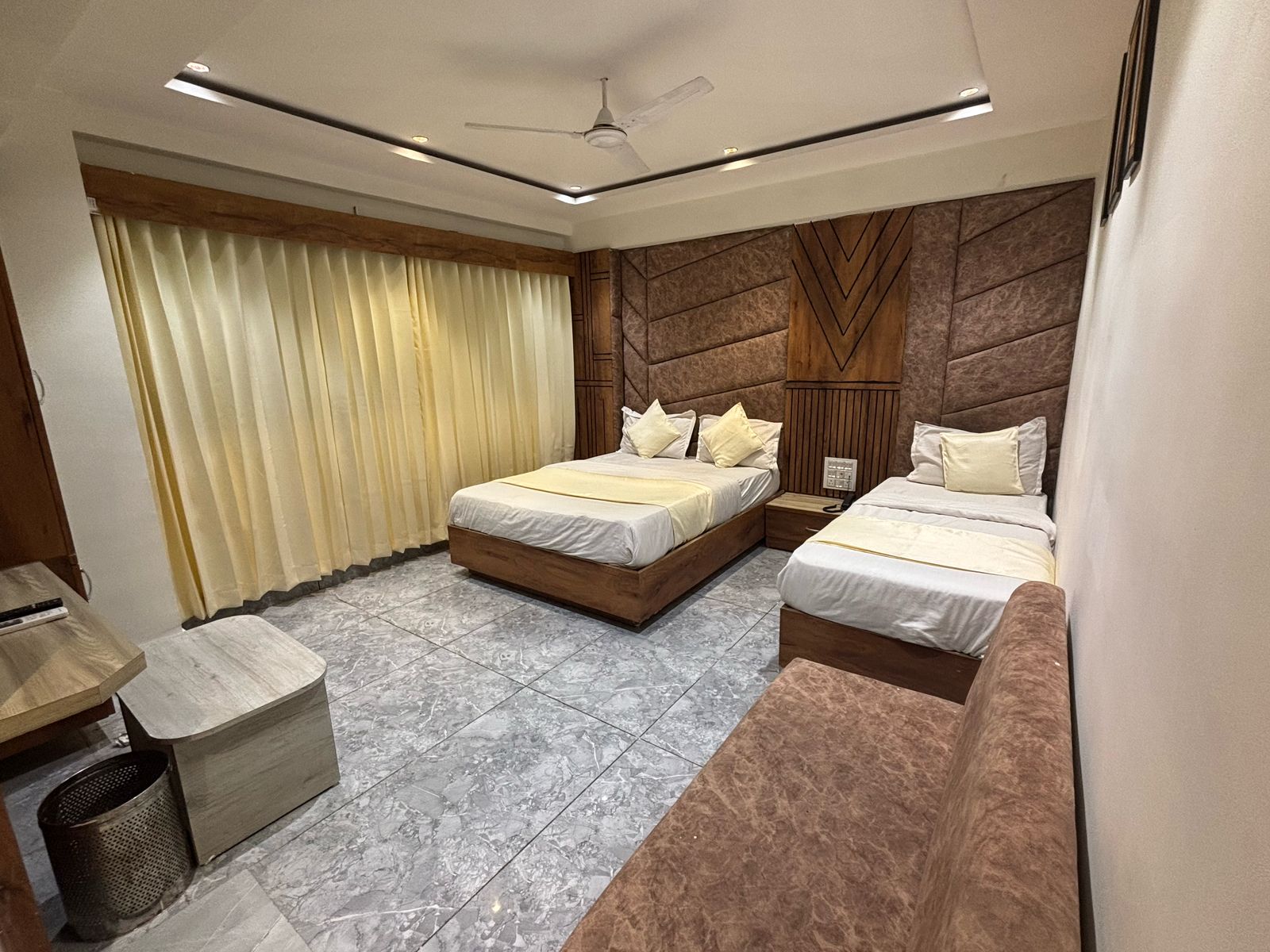 Hotel Purple Icon - Ahmedabad - Tap to explore photos