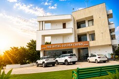 The Hotel Golden Crown, Baddi