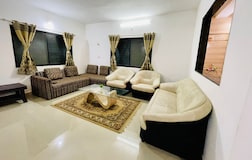 Hall/Living Room