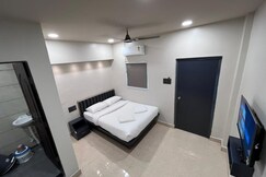 Hotel Matoshree Rooms & Banquet, Ahilyanagar
