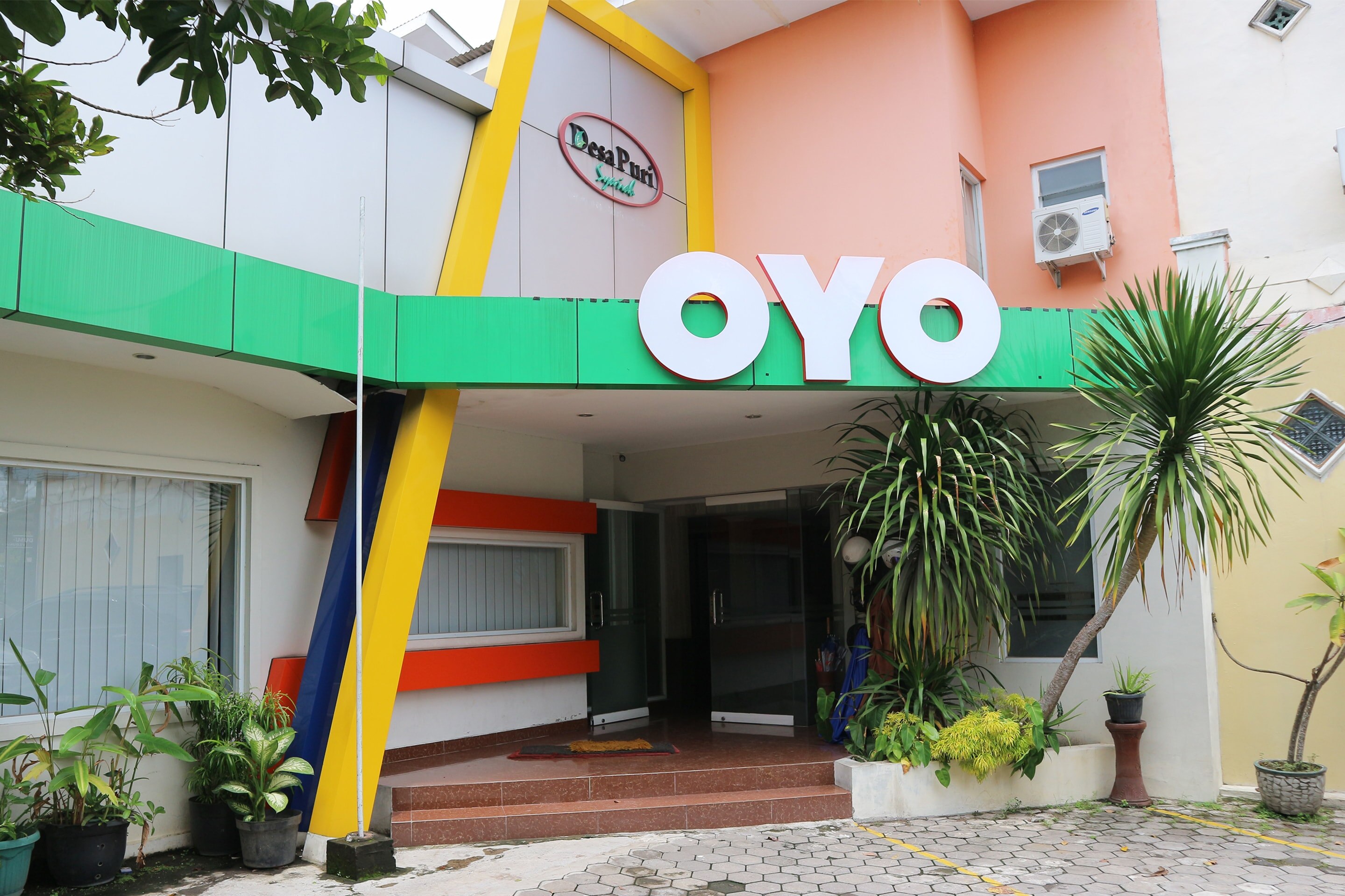 Hotel O Banguntapan Near Galaxy Waterpark Formerly Hotel Desa Puri - Tap to explore photos