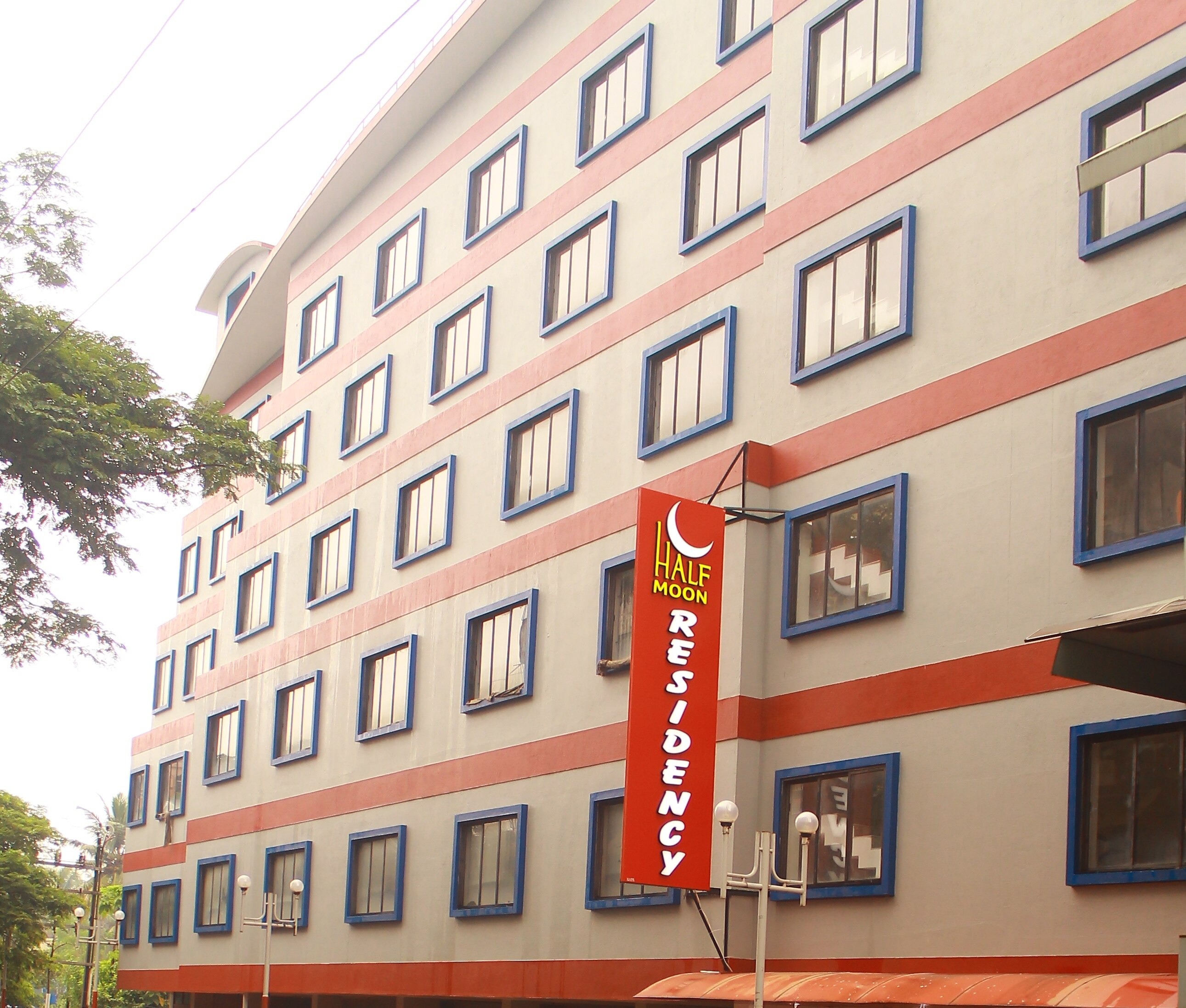 Half Moon Residency Calicut Inr 329 Off 1 4 5 0 Hotel Price