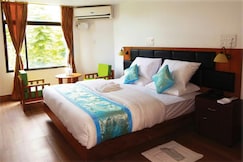 Elora Hotel, Tengnoupal