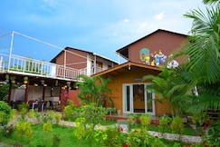 La Zarya Beach Resort., Goa