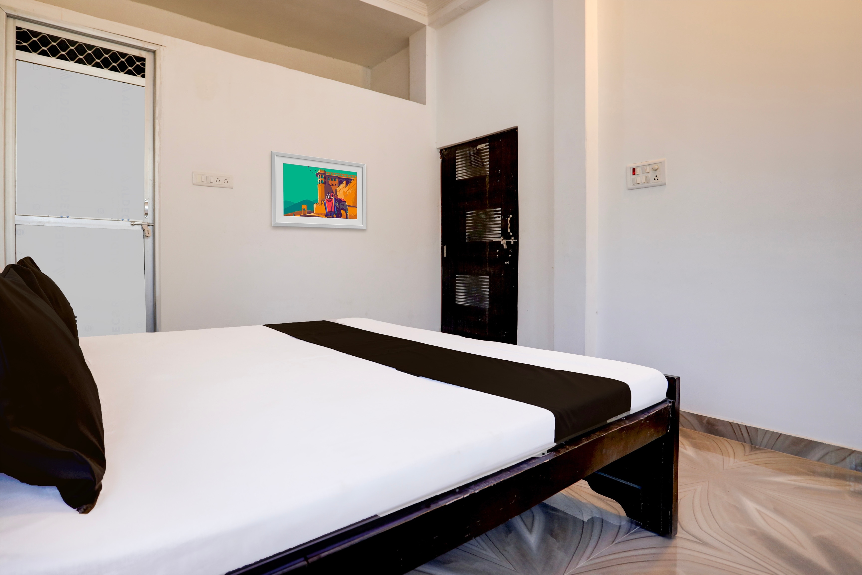 Hotel O Priyanshu Residency - Tap to explore photos