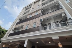 Sector 30 Near Star Mall | 32nd Milestone Avenue, Gurgaon