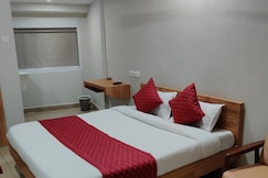 Hotel Galaxy, Kalavad