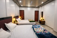 Janki Palace Hotel & Restaurant, Ayodhya