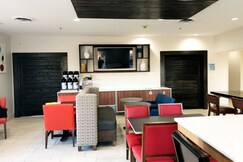 Holiday Inn Express Hotel & Suites Harrison, Dearborn