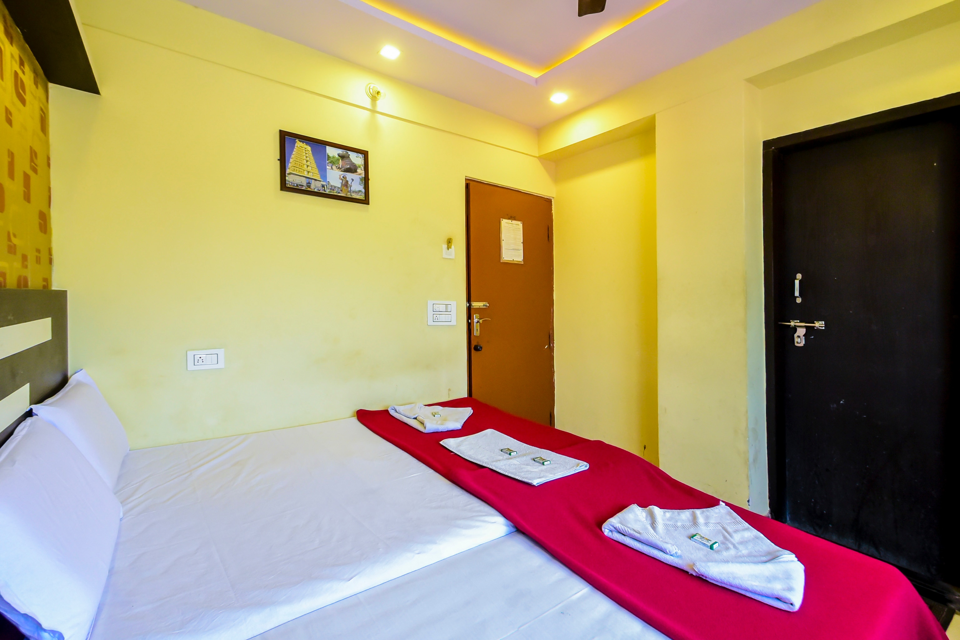 Sangeetha Lodge - Tap to explore photos