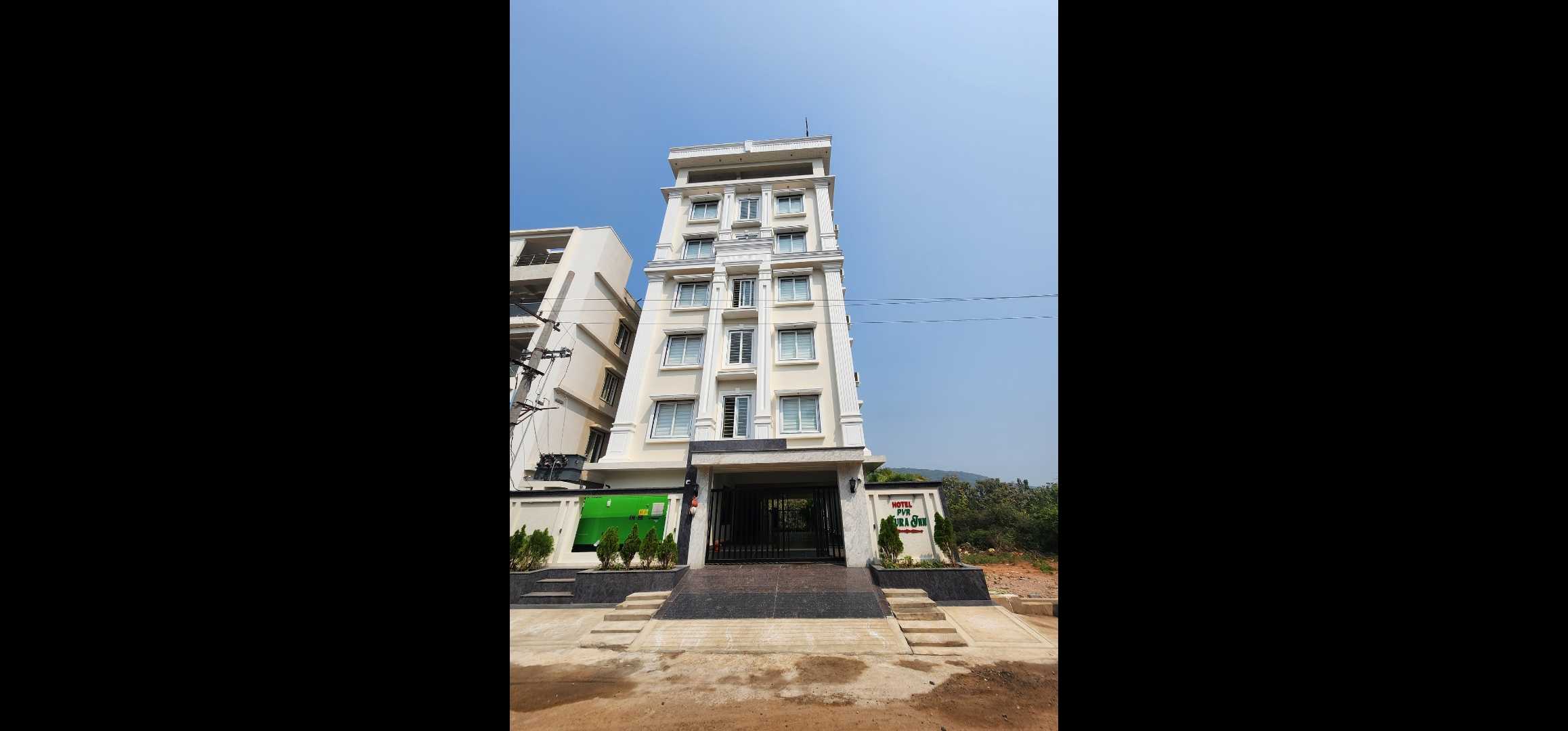 Townhouse HOTEL PVR AURA INN - Tap to explore photos
