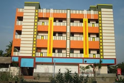 HOTEL BHAVANI GRAND, Ramachandrapuram