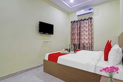 Hotel O R Square, Hyderabad