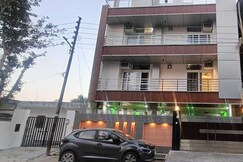 Hotel O Prime Comfort Stay, Greater Noida