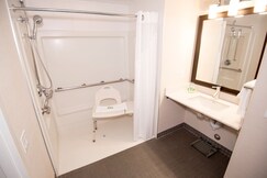 Holiday Inn & Suites RED DEER SOUTH, Wainwright, Alberta