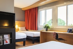 ibis Quimperle, Finistere